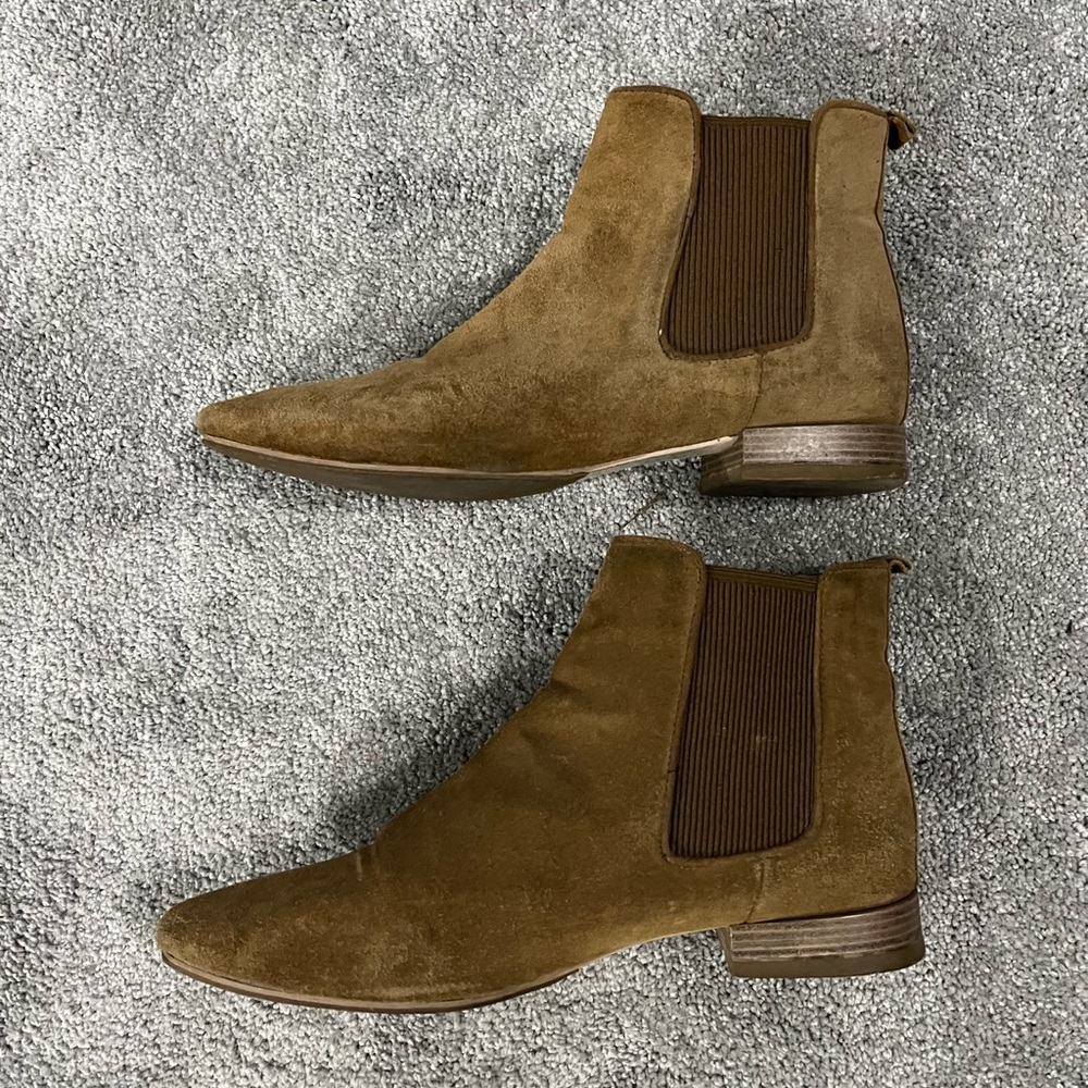 Suede Zara Chelsea boots size 40